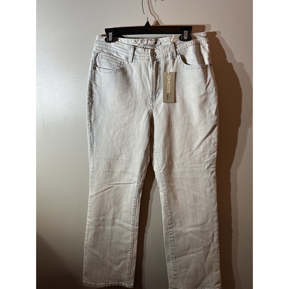 Chicos Size 1. Us Size 8 Platinum Quartz Jeans Short Marley‎ NWT